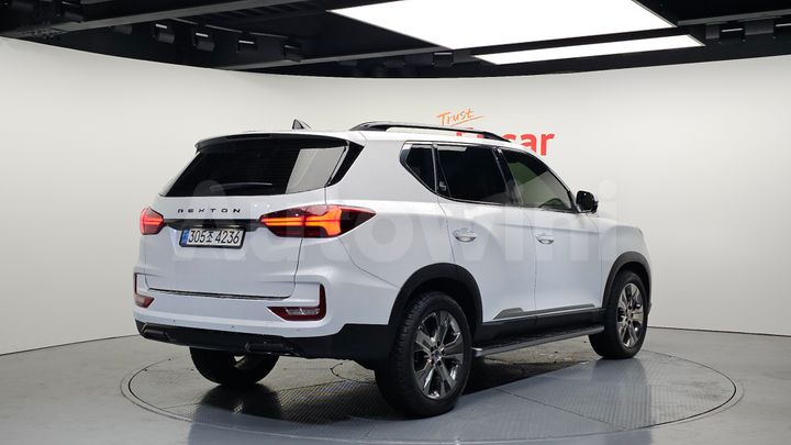 KGM (Ssangyong) Rexton 2023 — 2