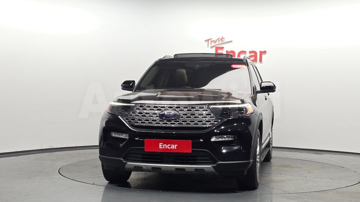 Ford Explorer 2021 — 3