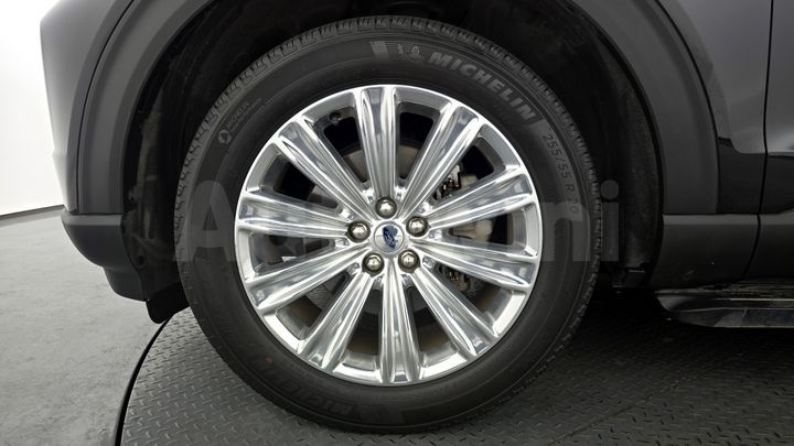 Ford Explorer 2021 — 5