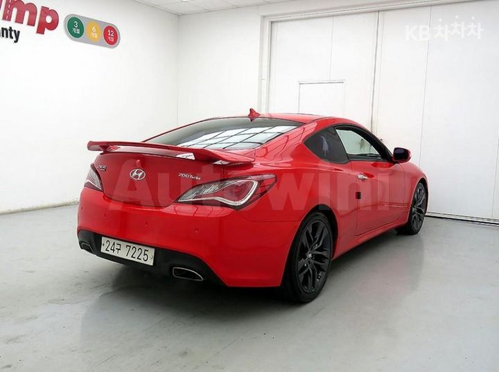 Hyundai Genesis 2015 — 4