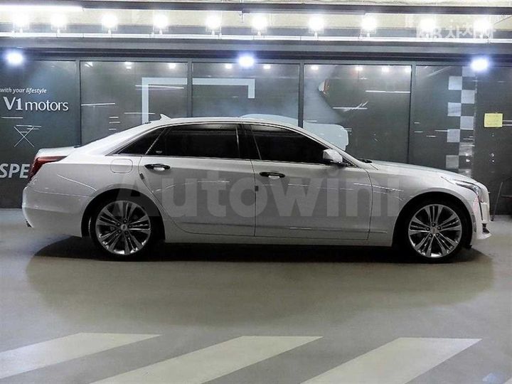 Cadillac CT6 2018 — 3