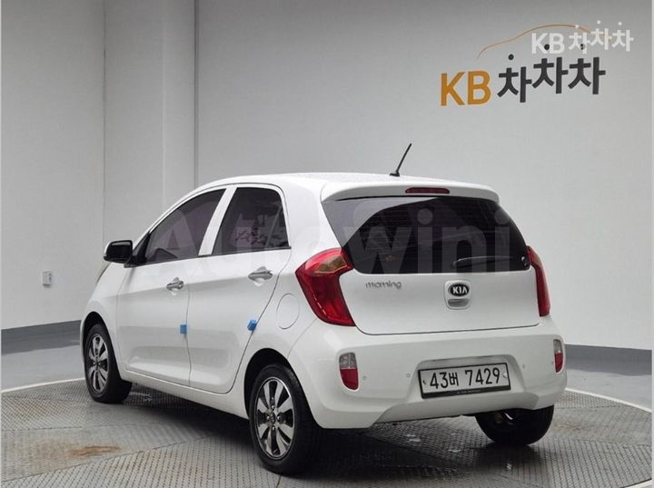 Kia Morning 2013 — 2