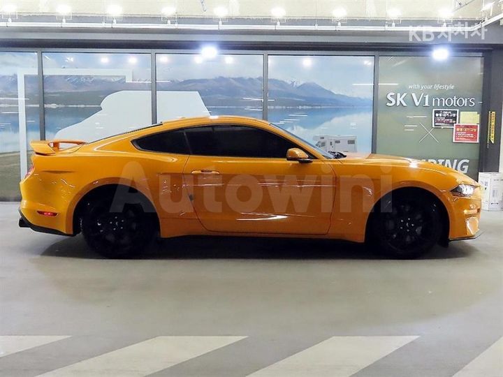 Ford Mustang 2018 — 3
