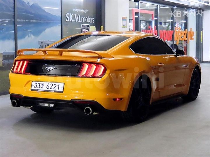 Ford Mustang 2018 — 4
