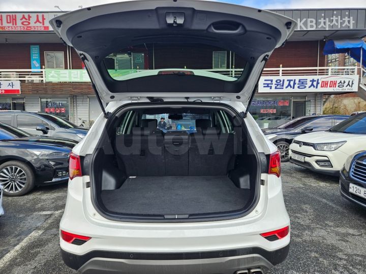 Hyundai SantaFe 2016 — 4