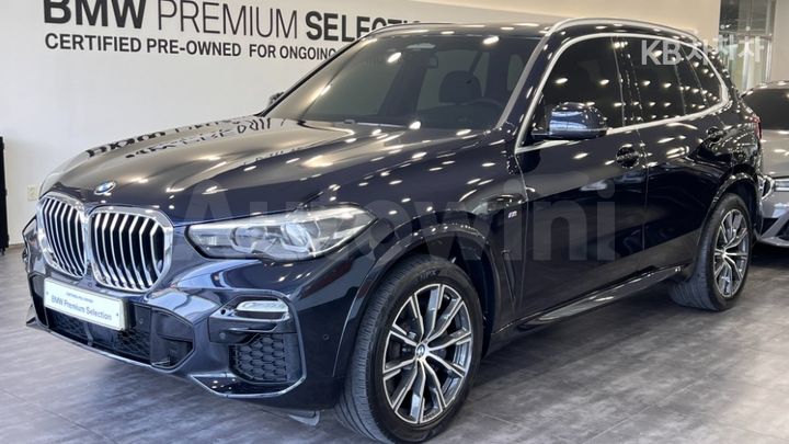 BMW X5 2021 — 2