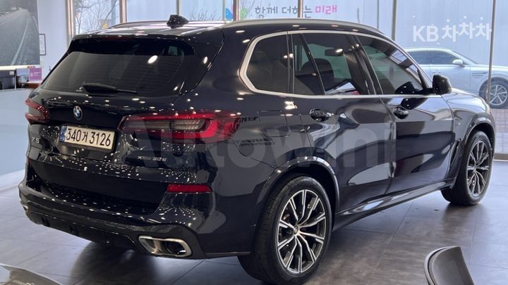 BMW X5 2021 — 4