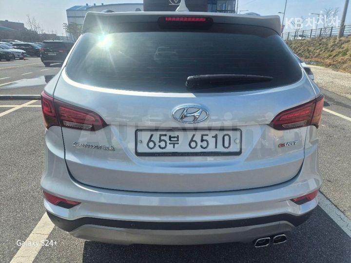Hyundai SantaFe 2017 — 2