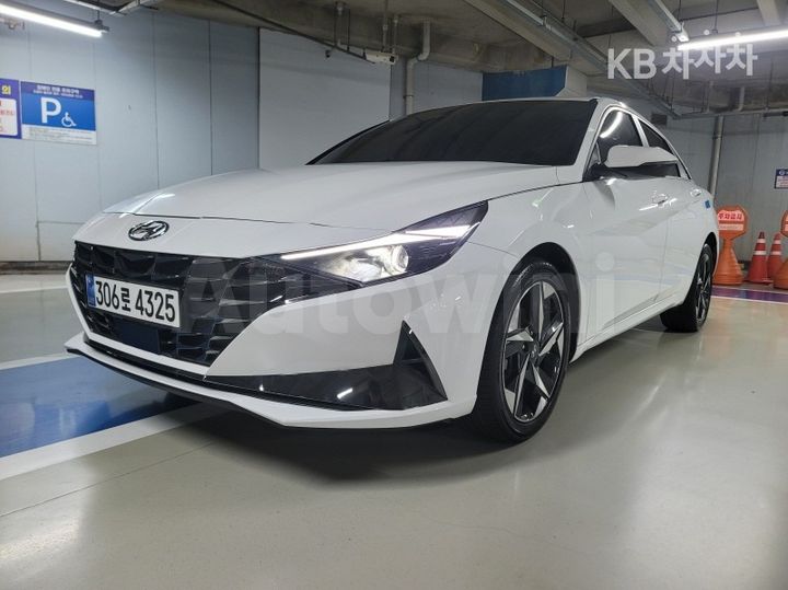 Hyundai Avante 2021 — 2