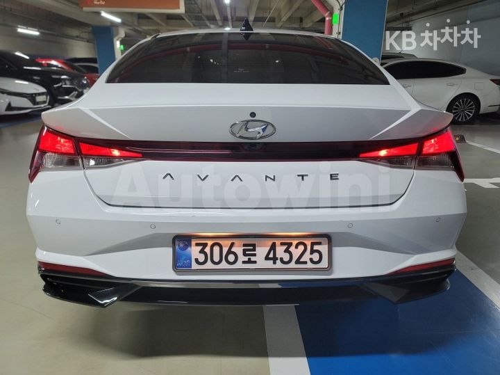 Hyundai Avante 2021 — 5