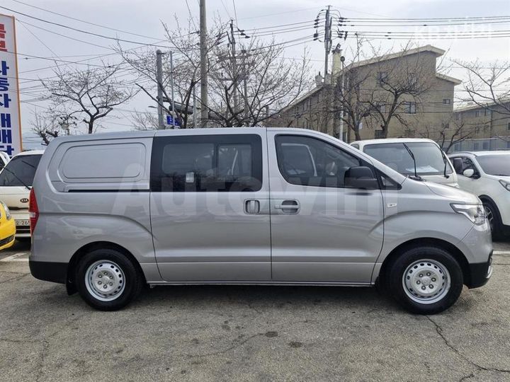 Hyundai Starex 2021 — 3