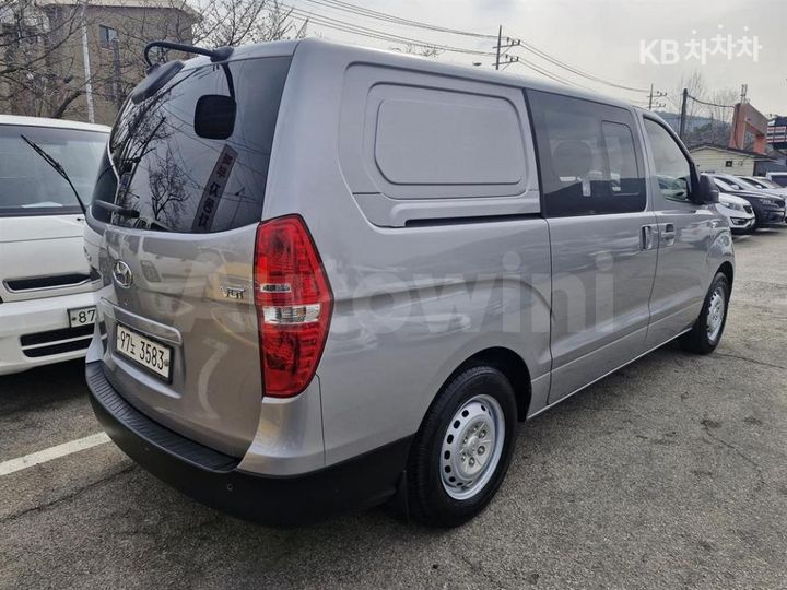 Hyundai Starex 2021 — 4
