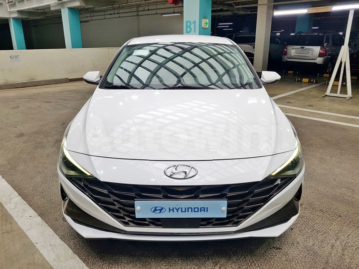 Hyundai Avante 2021 — 3