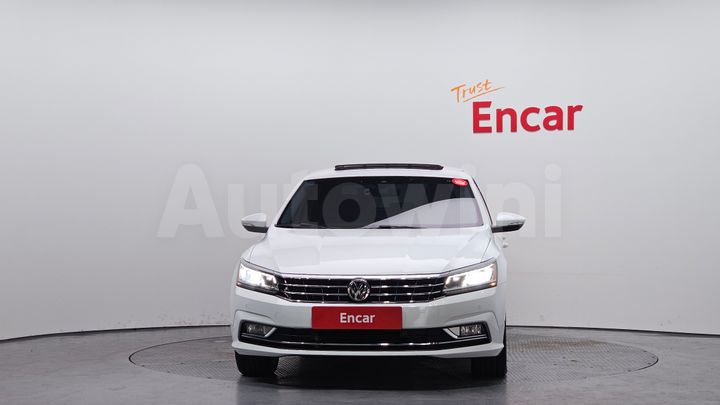 Volkswagen Passat 2018 — 3