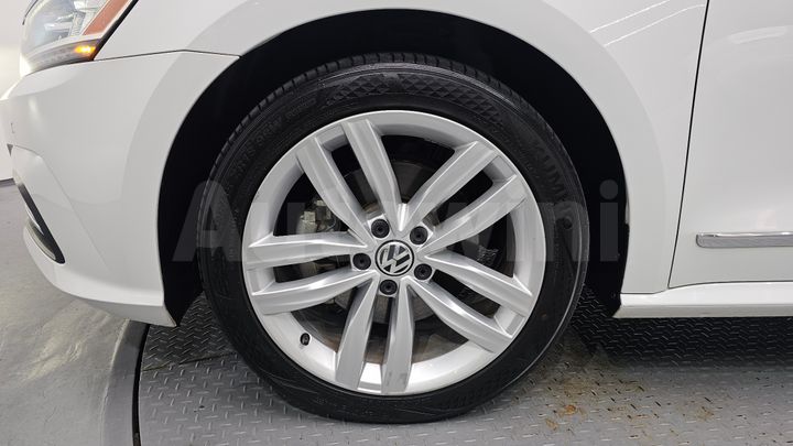 Volkswagen Passat 2018 — 5