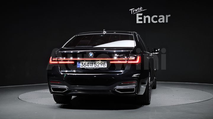 BMW 7 Series 2020 — 4