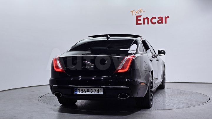 Jaguar XJ 2019 — 4