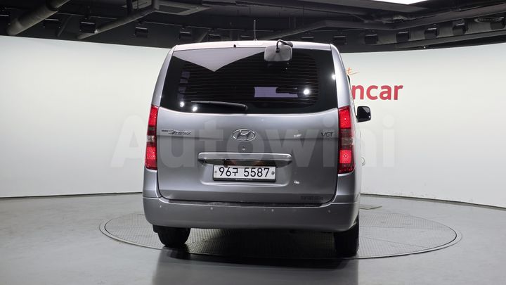 Hyundai Starex 2016 — 4