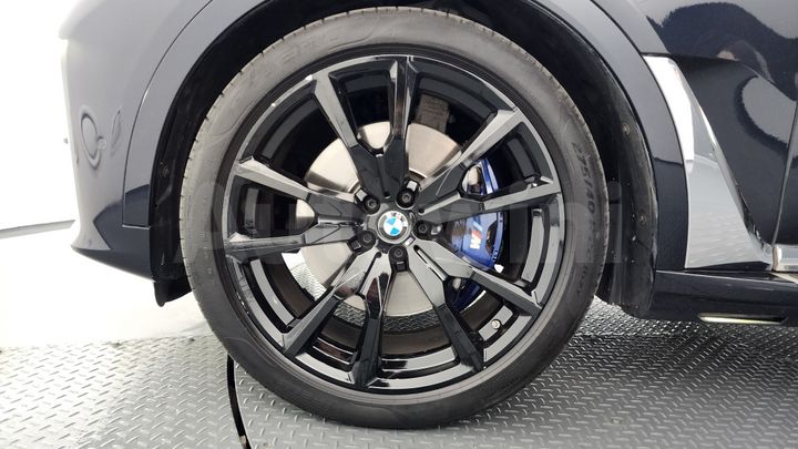 BMW X7 2021 — 5