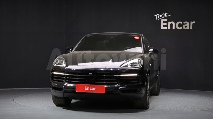 Porsche Cayenne 2022 — 3