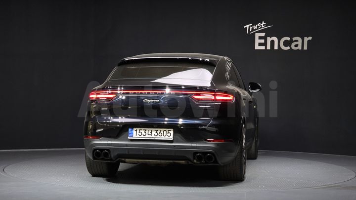 Porsche Cayenne 2022 — 4