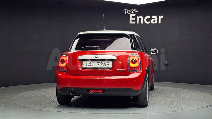 Mini Cooper 2015 — 4