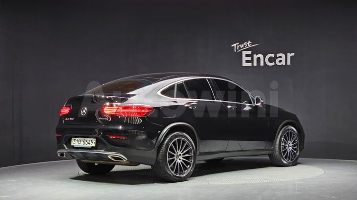 Mercedes Benz GLC Class 2019 — 2
