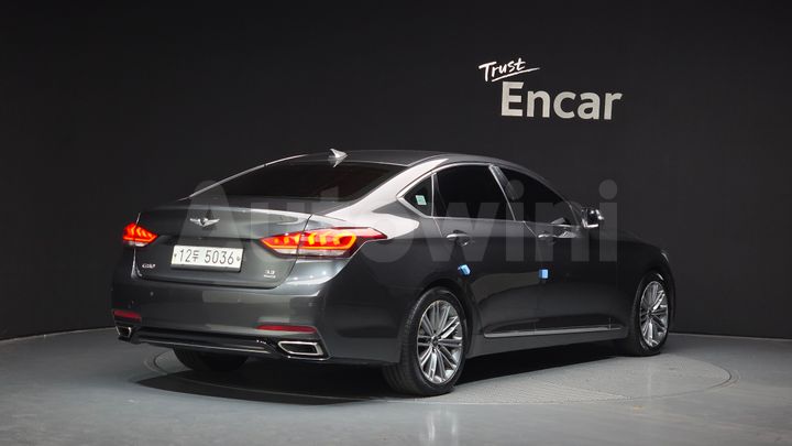 Genesis G80 2018 — 2