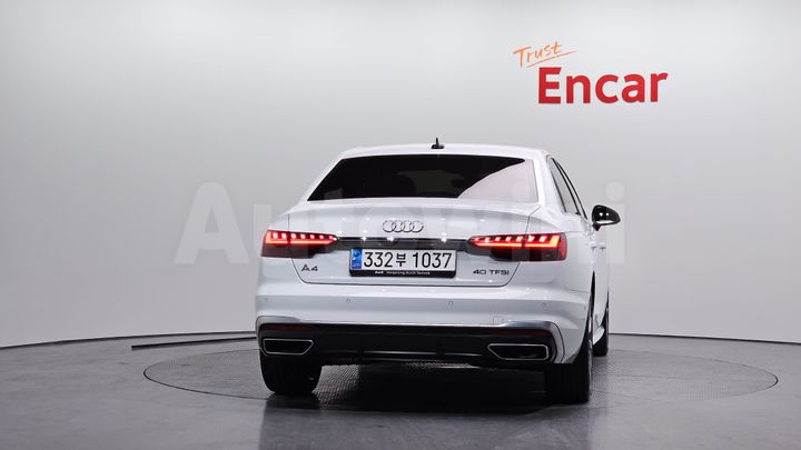 Audi A4 2023 — 4