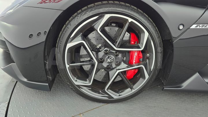 Maserati MC20