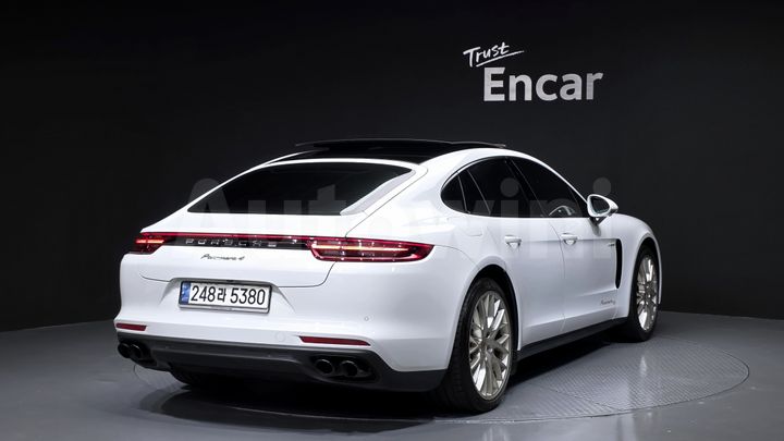 Porsche Panamera 2020 — 2