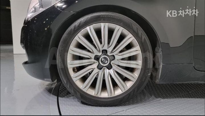 Kia K9 2014 — 5