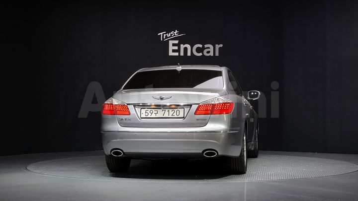 Hyundai Genesis 2011 — 4