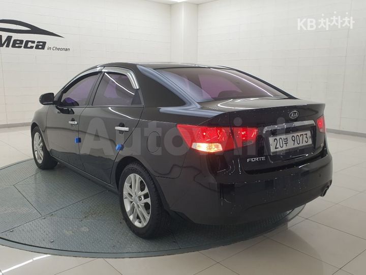 Kia Forte 2012 — 4