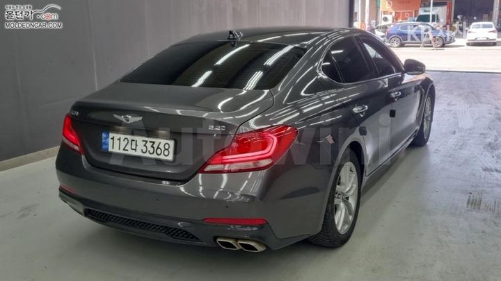 Genesis G70 2019 — 2