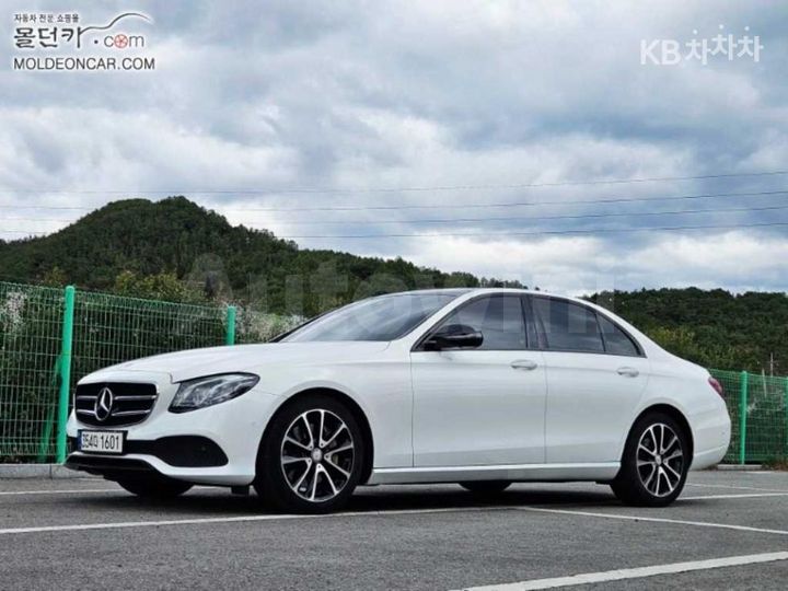 Mercedes Benz E Class 2017 — 3