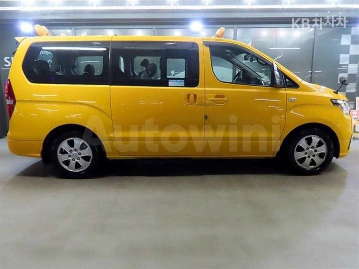 Hyundai Starex 2019 — 3