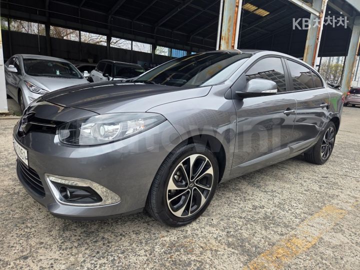 Renault SM3 2016 — 2