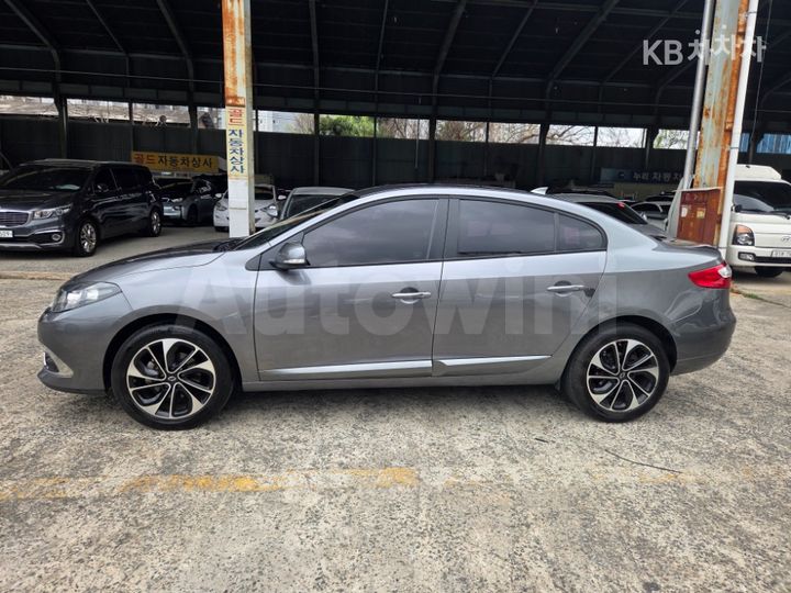Renault SM3 2016 — 3