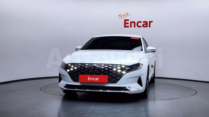 Hyundai Grandeur 2022 — 3