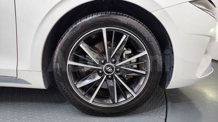 Hyundai Grandeur 2022 — 5