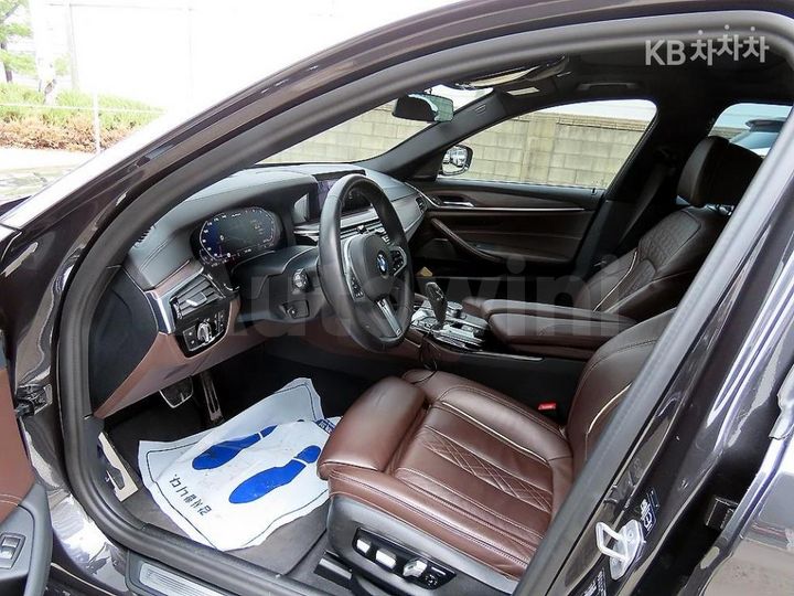 BMW 5 Series 2020 — 5