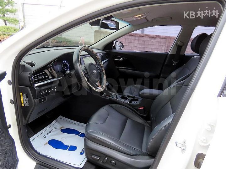 Kia Niro 2020 — 5