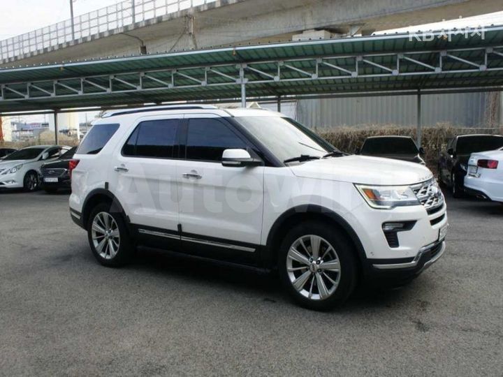 Ford Explorer 2018 — 2