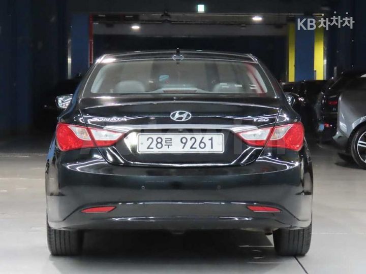 Hyundai Sonata 2010 — 3