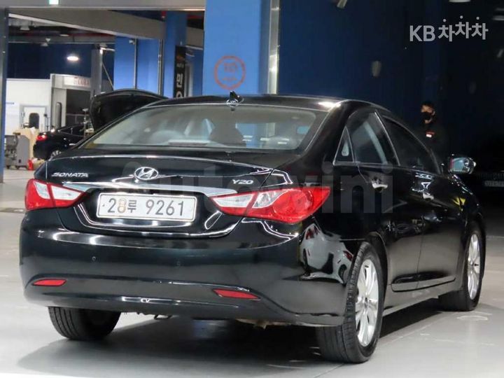Hyundai Sonata 2010 — 4