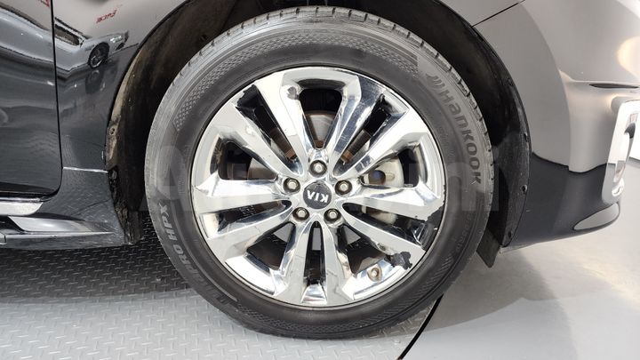 Kia Carnival 2015 — 5