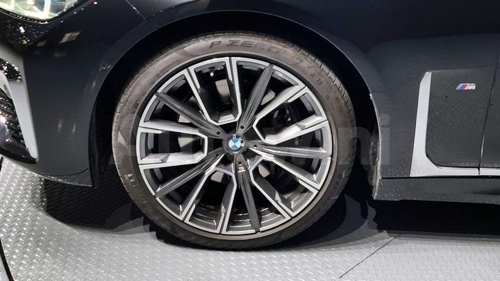 BMW 7 Series 2021 — 5
