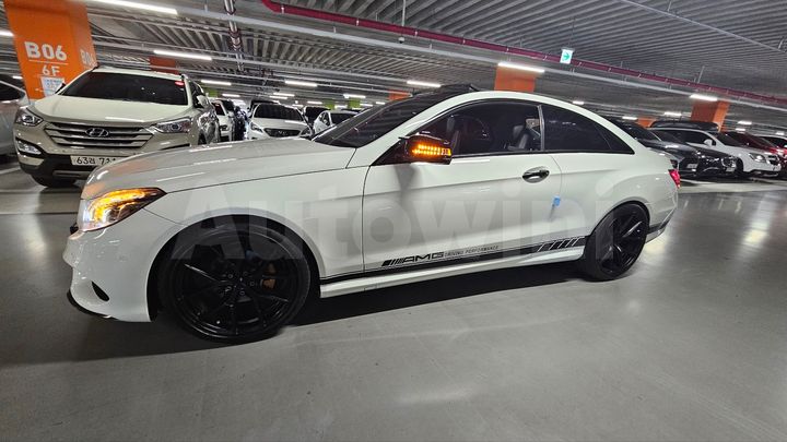 Mercedes-Benz E Class 2016 — 2