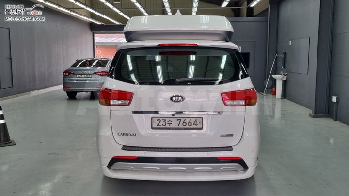 Kia Carnival 2017 — 4